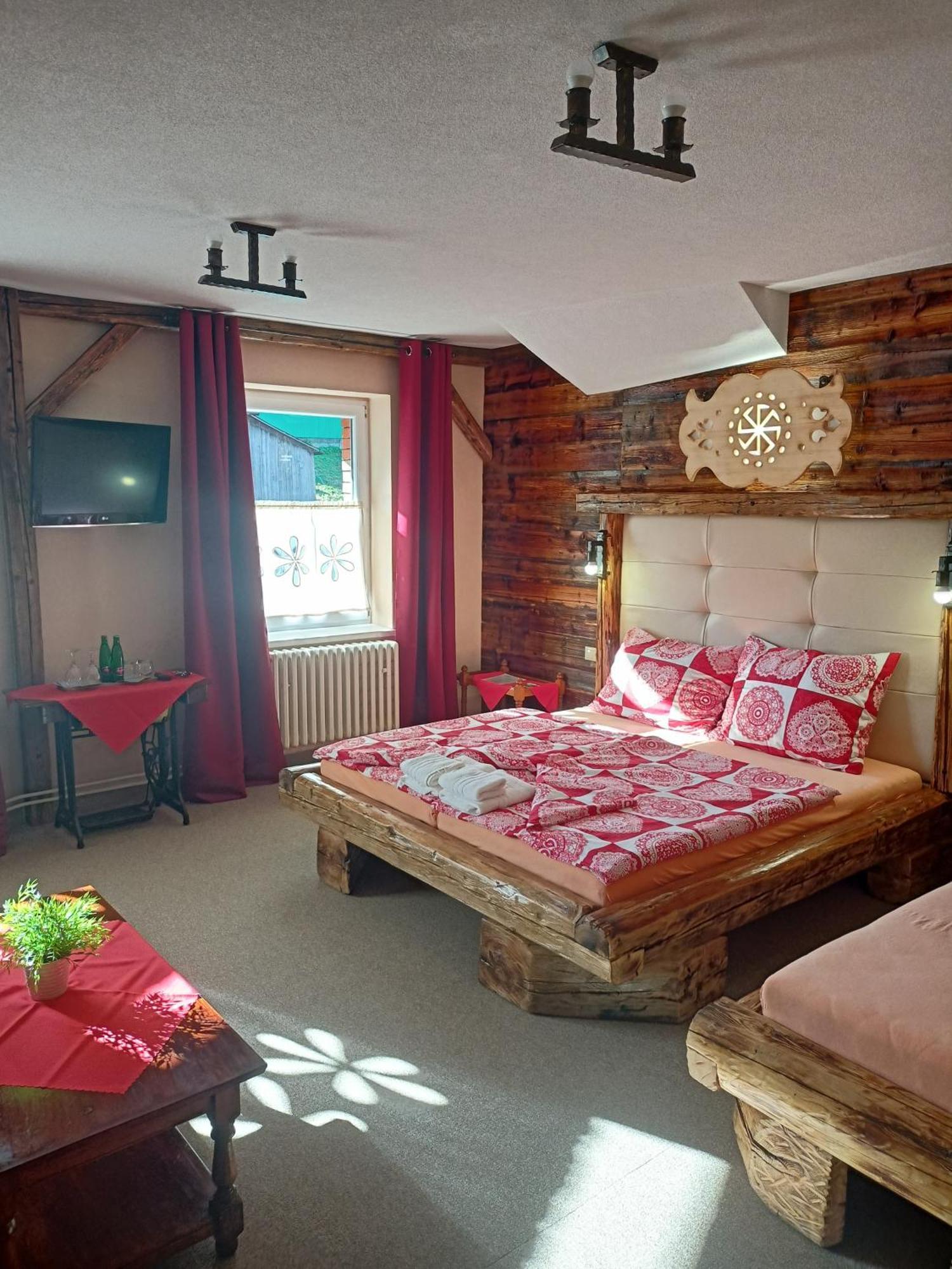 Hotel Kolonial Skalite Ruang foto